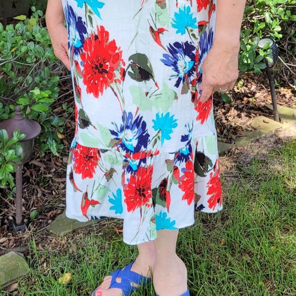 ACB Dress; XL, Floral with flounce at bottom of white under-dress; belt - Picture 2 of 4